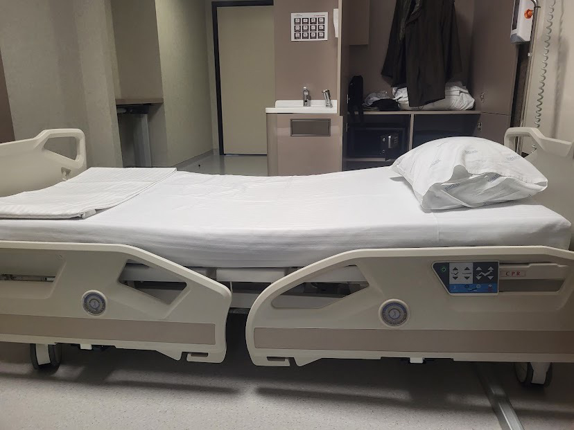 Patient room at ClinMedica Istanbul